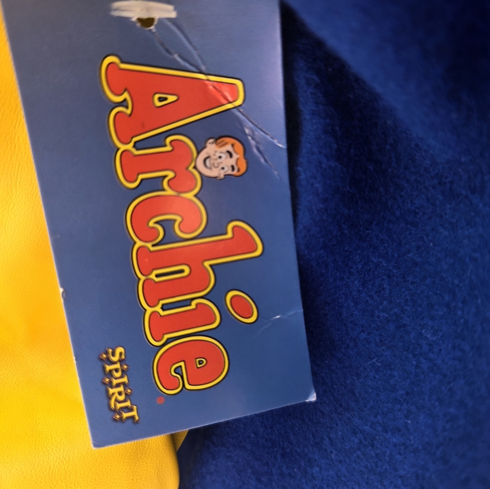 Archie Comics Jacket - Picture 8 of 9